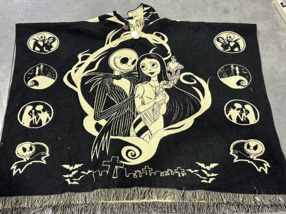 The Nightmare Before Christmas Hooded Poncho 47x45" Halloween ~ 260914-WH 1327